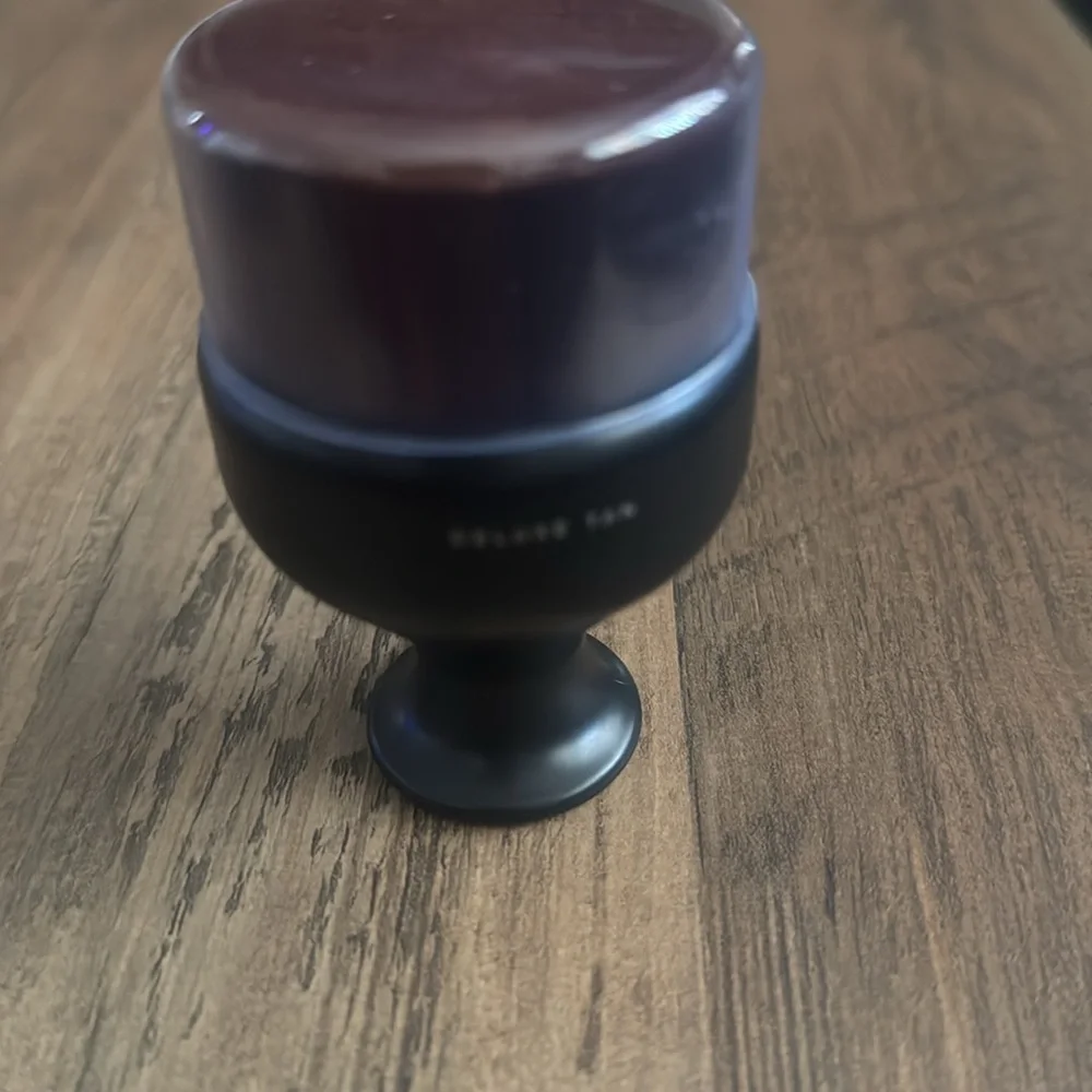 Bare Essentials Tan/ Makeup Brush